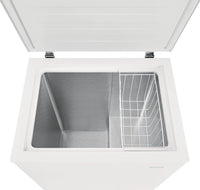 Frigidaire 5 Cu. Ft. Chest Freezer – FFFC05M2UW|Congélateur coffre Frigidaire de 5 pi3 - FFFC05M2UW|FFFC05UW