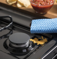GE 5.0 Cu. Ft. Freestanding Gas Range – JCGBS60DEKBB|Cuisinière à gaz amovible GE de 5,0 pi³ – JCGBS60DEKBB|JCGBS60B