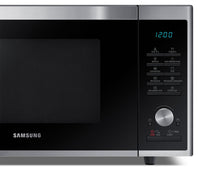 Samsung 1.1 Cu. Ft. Countertop Microwave – MC11J7033CT/AC|Four à micro-ondes de comptoir Samsung de 1,1 pi3 – MC11J7033CT/AC|MC11J703