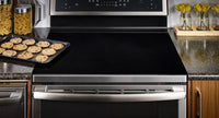 GE Profile 6.2 Cu. Ft. Freestanding Electric Range - PCB905YPFS | Cuisinière électrique amovible GE ProfileMC de 6,2 pi³ – PCB905YPFS | PCB905FS