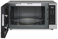 Panasonic 1.6 Cu. Ft. Cyclonic Inverter Countertop Microwave Oven - NNST74LS | Four à micro-ondes de comptoir Panasonic de 1,2345 pi3 avec technologie InverterMD à cyclones - NNST74LS | NNST74LS
