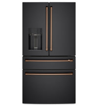 Café 4-Piece Brushed Copper Handle Kit for French-Door Refrigerator - CXQB4H4PNCU | Trousse de poignées Café 4 pièces cuivre brossé pour réfrigérateur à portes françaises - CXQB4H4PNCU | CXQB4HCU